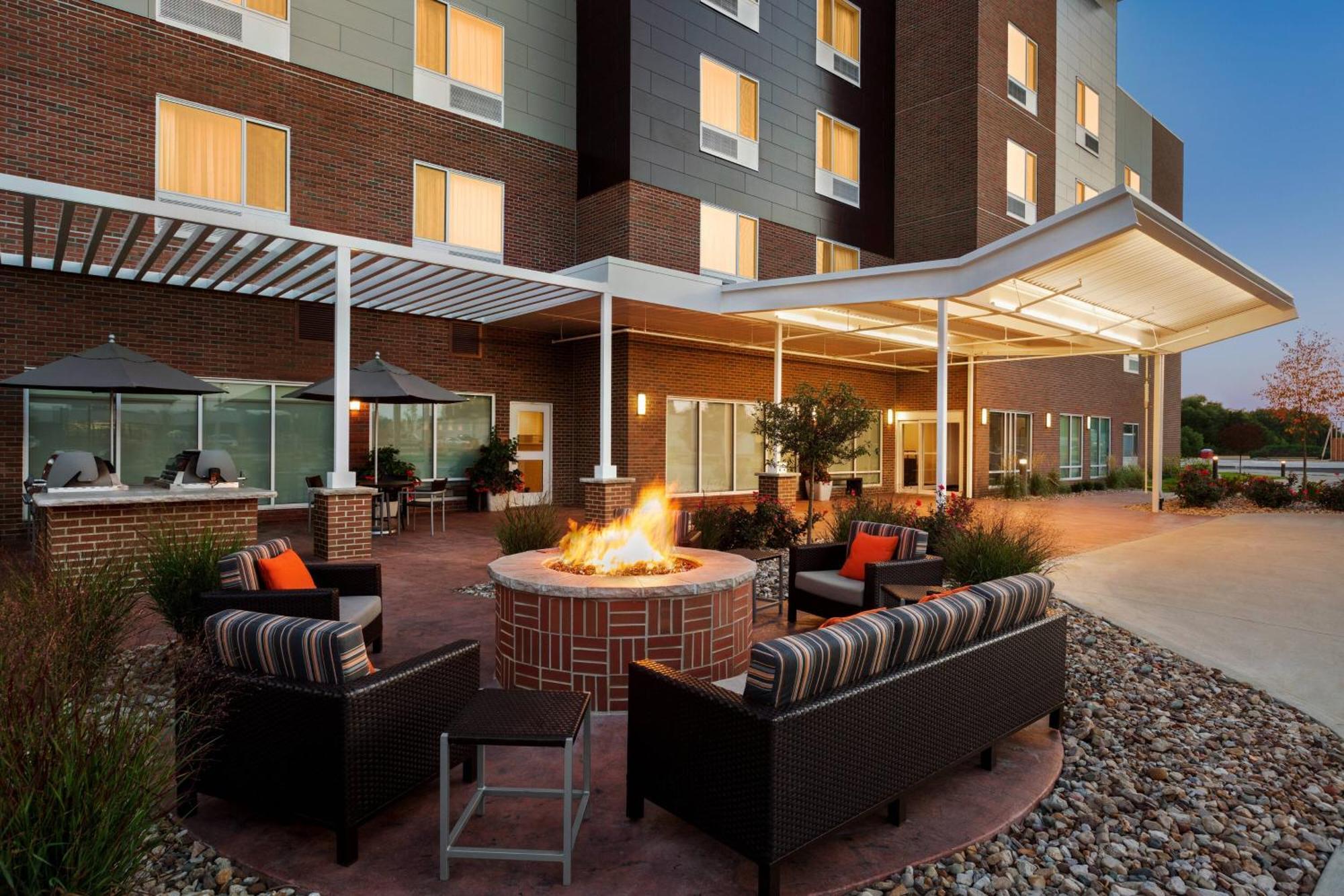 Towneplace Suites Cedar Rapids Marion Buitenkant foto